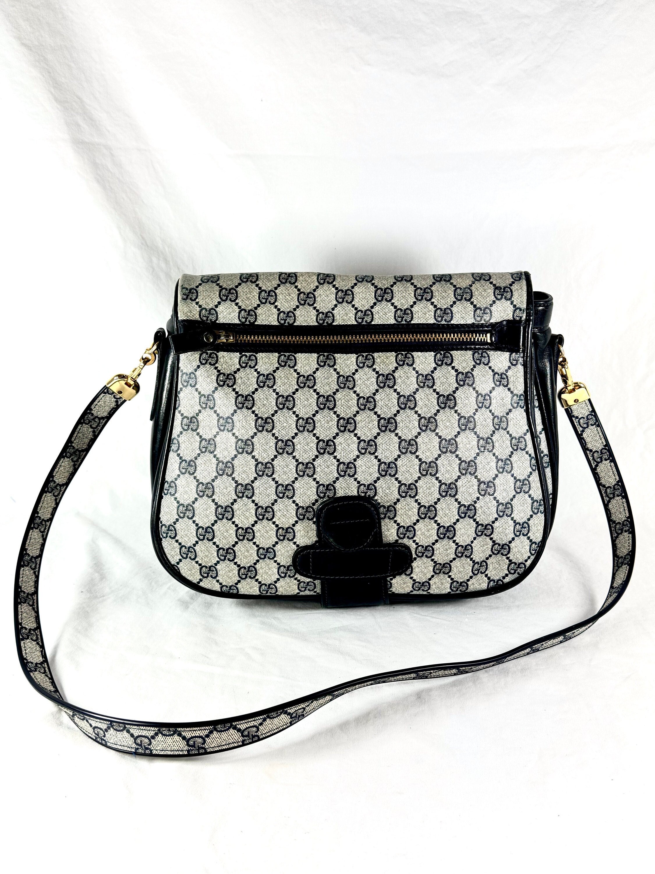 Gucci bag with blue and red stripe deals