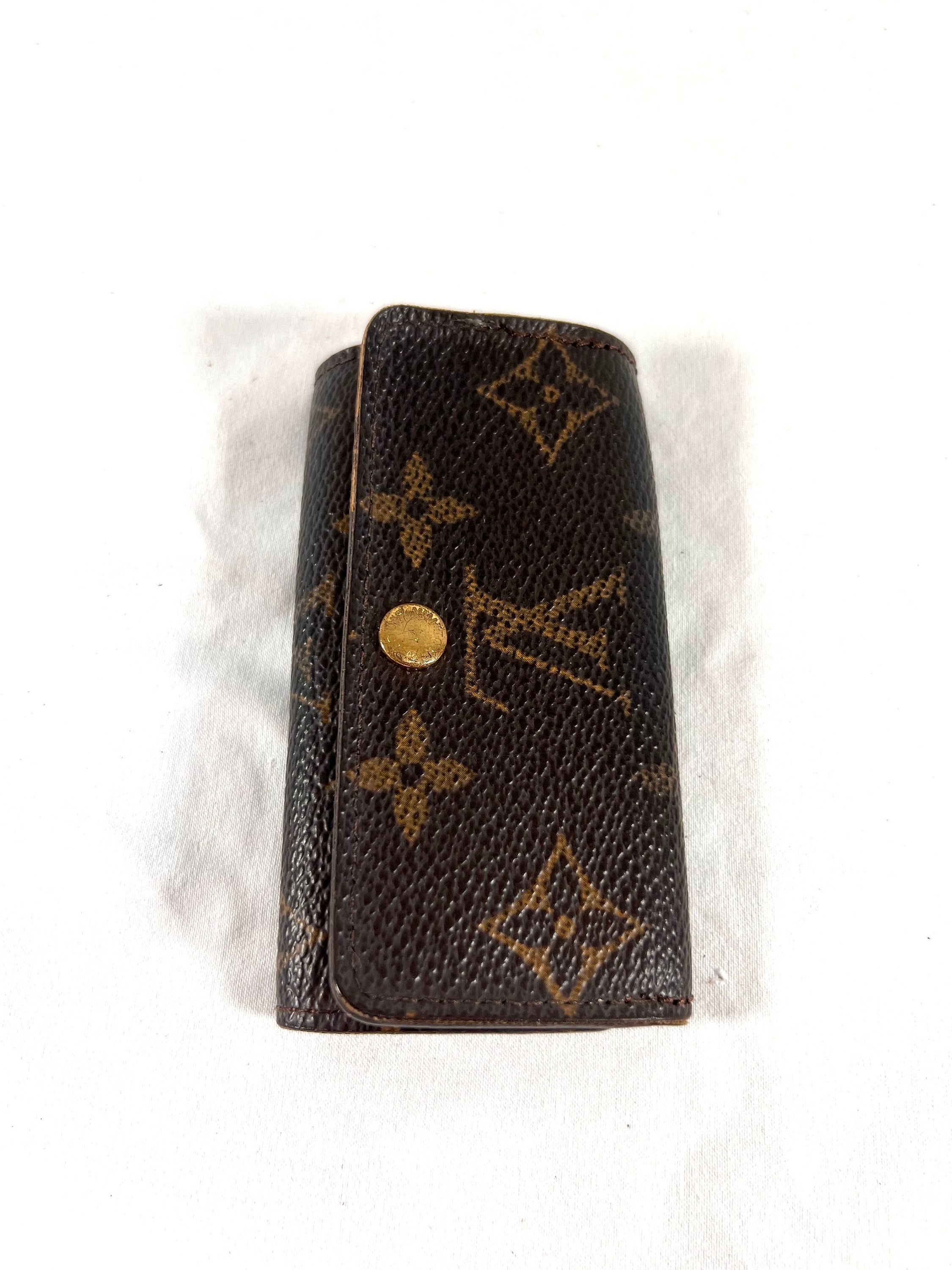 Louis Vuitton Key Holder 