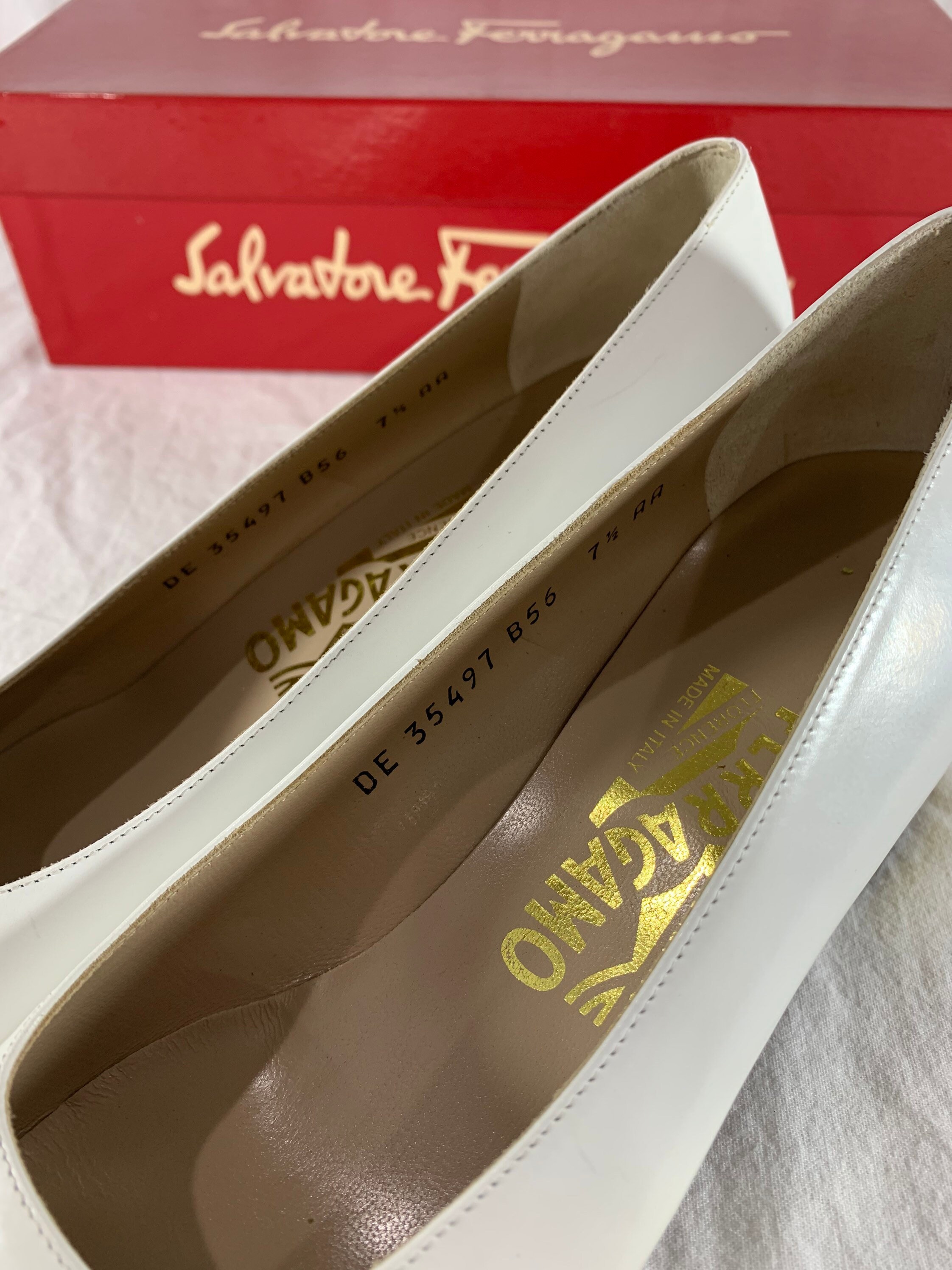 SALVATORE FERRAGAMO Vintage White Leather Women's Shoes | Etsy