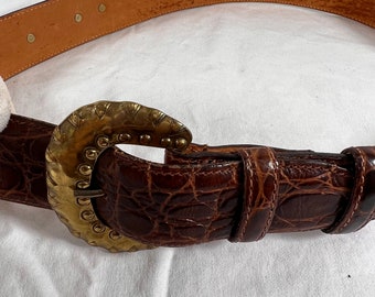 SAKS FIFTH AVENUE Vintage Brown Leather Alligator Embossed  display picture 3