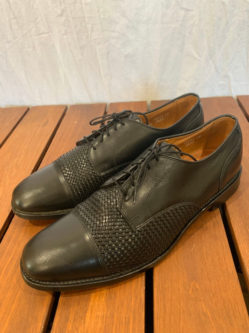 allen edmonds woven