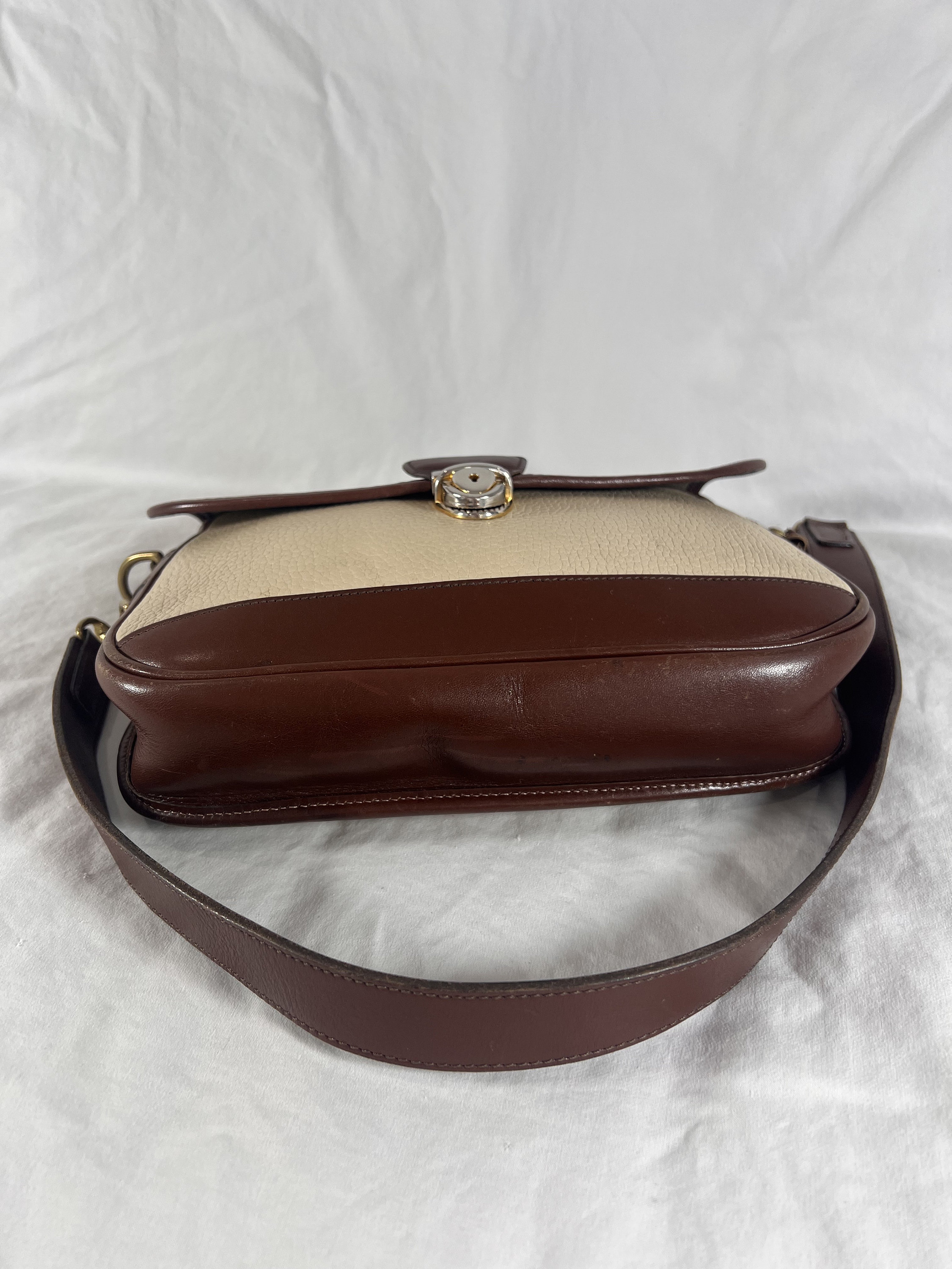 DOONEY & BOURKE アイボリーブラウン レザー ショルダーサッチェル 