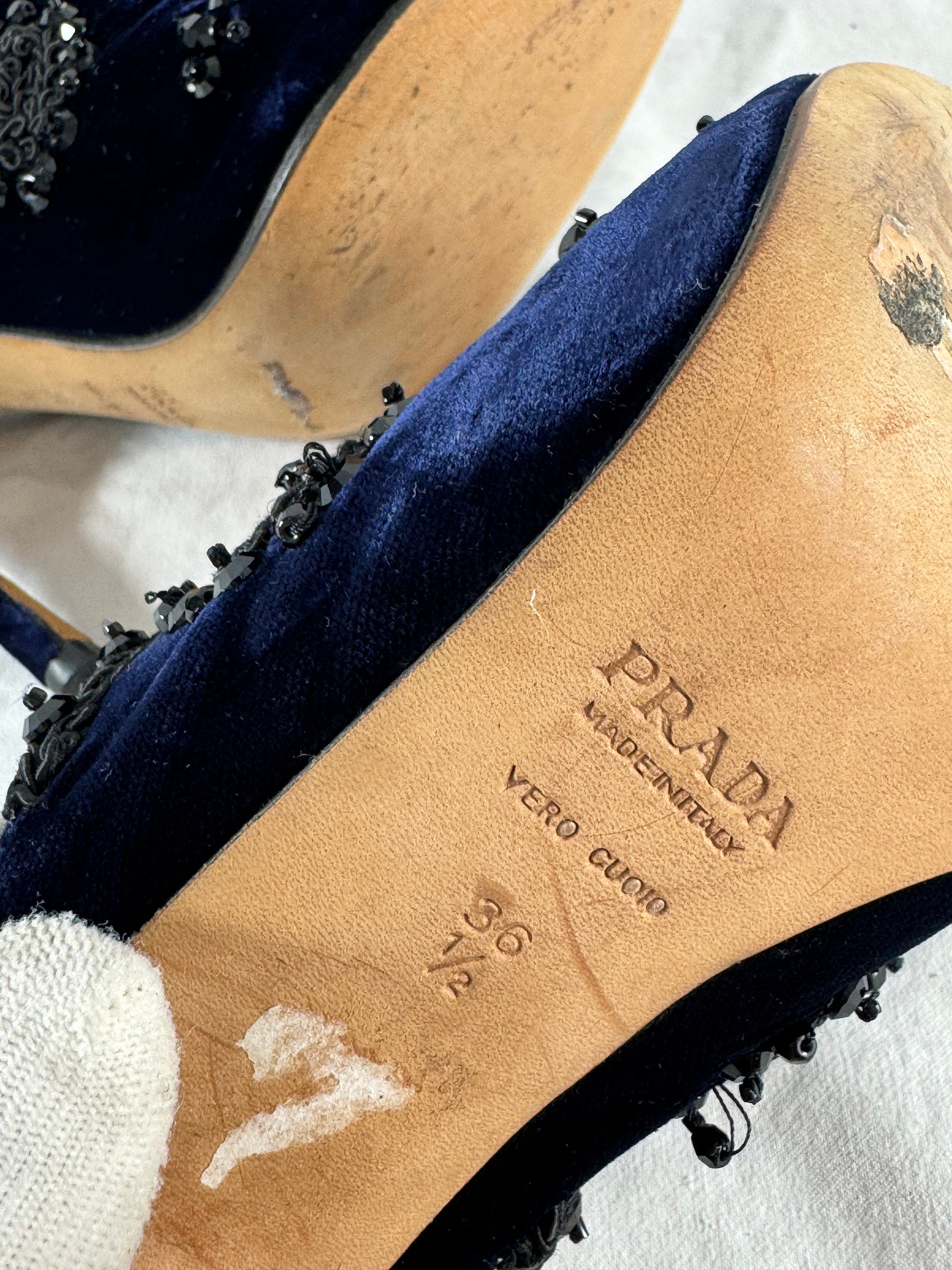 Prada ネイビー スエード カットアウト ハイヒール 36 Prada ネイビー スエード カットアウト ハイヒール 36