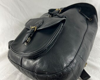 lululemon belt bag styled My New Obsession with Belt Bags + A Few Other Gift Ideas from lululemon