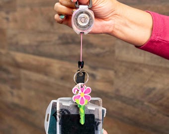 ¡Los primeros cordones de colores vibrantes del mundo! Mosquetón retráctil para llavero con carrete de identificación de alta resistencia, cordón de 61 cm, transparente, para enfermeras, profesores, oficinas y estudiantes.