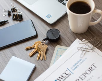 Llavero giratorio MID-6 con clip para cinturón y capacidad de 170 g. Carrete retráctil con cordón de Kevlar de 61 cm (hasta 170 g/5 llaves). Fabricado en EE. UU. Ideal para enfermeras, oficinas, gobierno, estudiantes y personal.