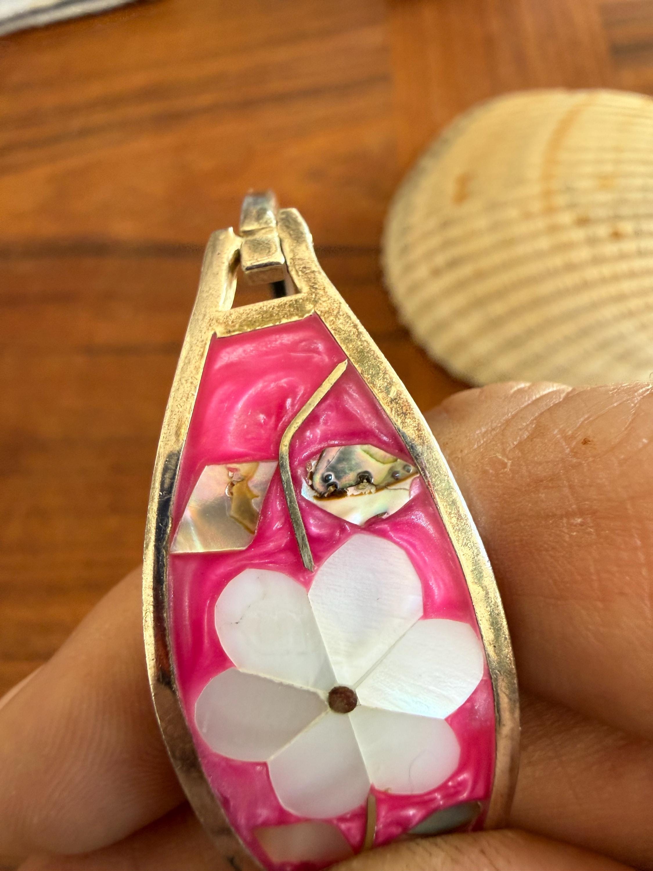 ヴィンテージ ALPACA MEXICO ペンダント&ブローチ 2WAY 象嵌 Vintage Alpaca Mexico Hinged Bracelet, Mother of Pearl Abalone