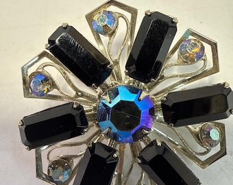 Broche vintage de diamantes de imitación negros, broche estrella de cristal AB, broche llamativo de mediados de siglo, explosión floral en tono plateado, joyería de noche