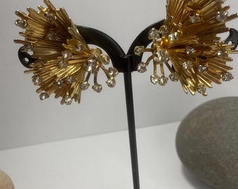 Pendientes vintage Emmons con clip de diamantes de imitación, diseño de estrellas doradas, firmados por EMJ, mediados de siglo