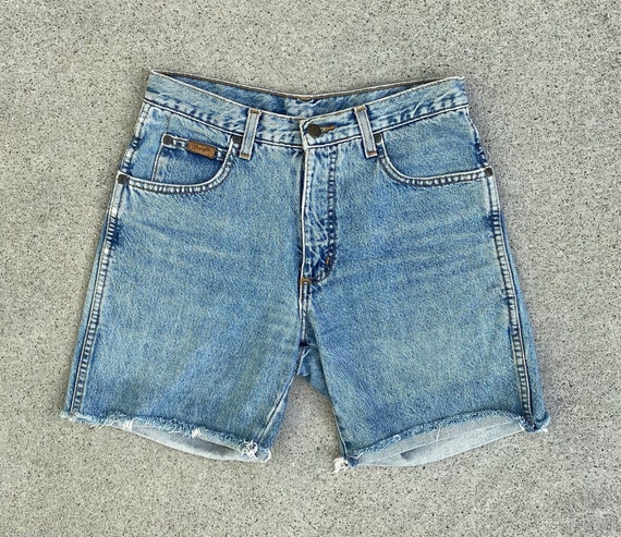 29" Vintage Wrangler Denim Cut Off Shorts - image 1