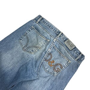 Jean Vintage Dolce & Gabbana Femme - Taille 38 (29 Pouces), Bas, Logo Doré, Style Flare Y2K