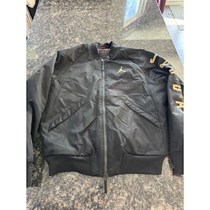 VTG Nike Air Jordan grote bomberjack met volledige ritssluiting en vuurwerk. Pre Loved L afbeelding 1