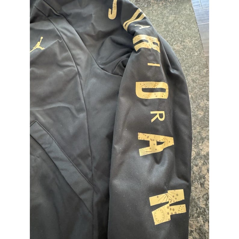 VTG Nike Air Jordan grote bomberjack met volledige ritssluiting en vuurwerk. Pre Loved L afbeelding 5