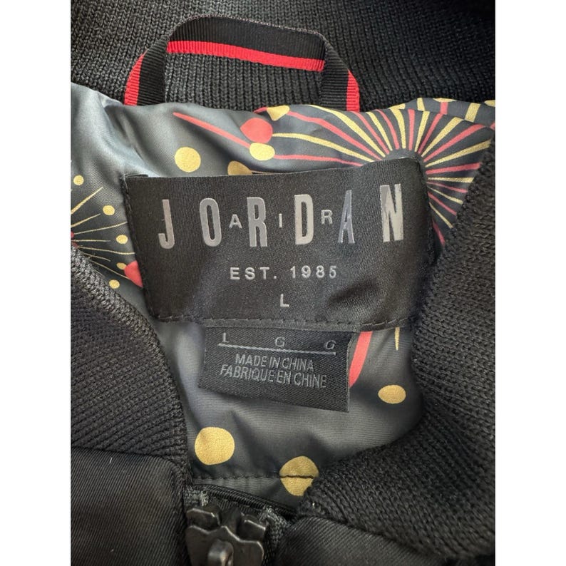 VTG Nike Air Jordan grote bomberjack met volledige ritssluiting en vuurwerk. Pre Loved L afbeelding 3