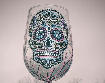 Sugar skull wine glass (hand painted)