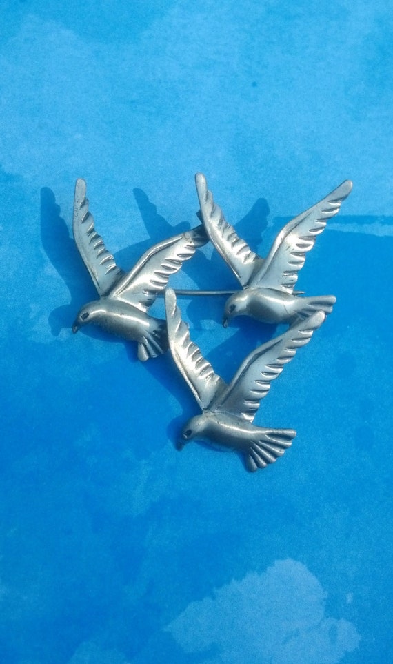 Beau Sterling Three Seagulls Brooch