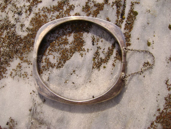 Sterling Silver K K G Monogrammed Bangle Bracelet - image 5