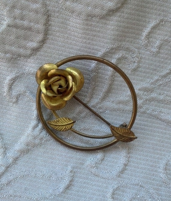 Vintage Golden Solitary Rose Depression Era Brooch