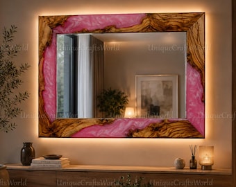 Espejo de madera de olivo con borde natural / Marco retroiluminado con resina epoxi rosa