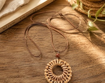 Boho Rattan Halskette Strand-Stil, handgemachte gewebte Anhänger Halskette, Sommer Schmuck Geschenk für sie, verstellbare Seil Halskette, Minimalist Boho