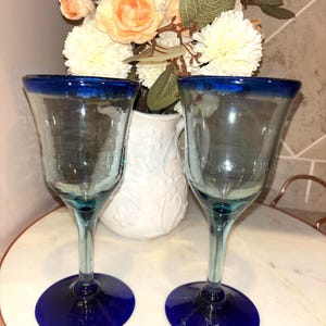 5 oz plastic tumblers 24 Clear 5 oz Ribbed Round Plastic Dessert Cups with Spoons Set main image 0