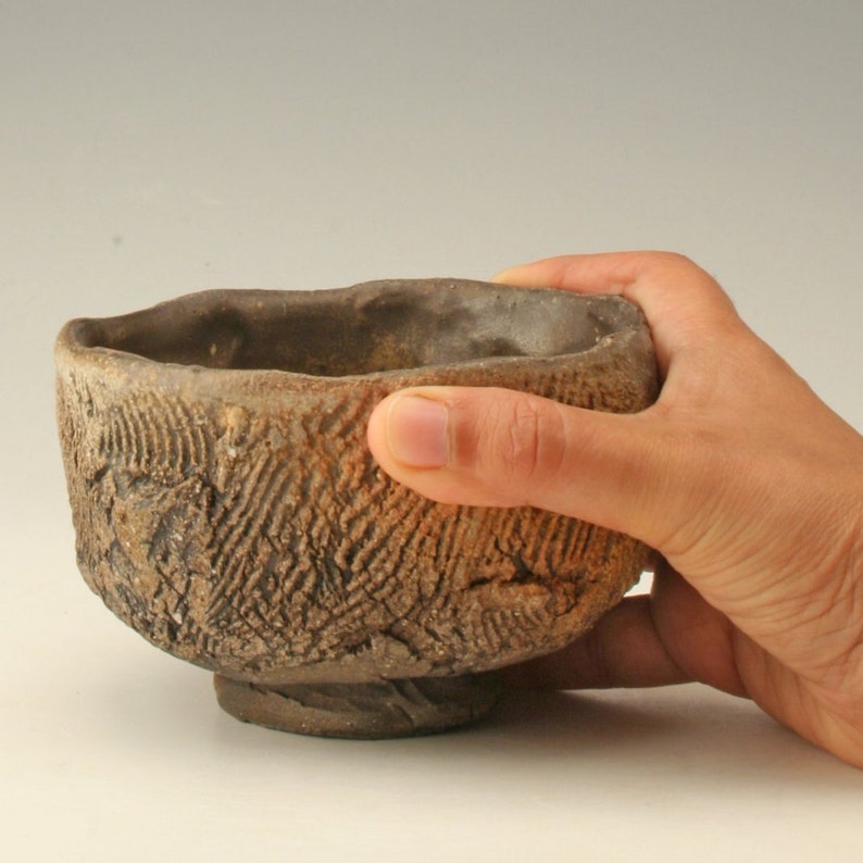 Japanese teacup Shikha Joshi artistic tea bowl wide yunomi tea ceremony bowl tea ceremony cup wabi sabi tea bowl Matcha chawan