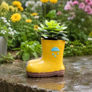 Cute Yellow Rain Boot Resin Planter,Cloud Raindrop Mini Boot Flower Pot,Cottagecore Succulent Plant Pot,Whimsical Garden Yard Tabletop Decor