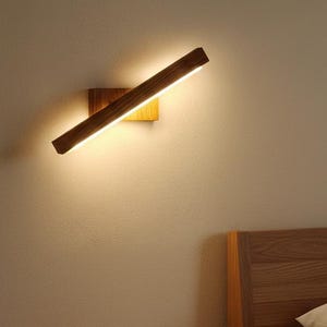 Applique murale LED minimaliste faite main au-dessus de la lampe de chevet linéaire en bois massif applique murale scandinave moderne en bois pour couloir et entrée