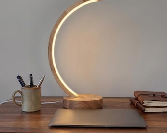 Lampada da lettura in legno fatta a mano per scrivania da ufficio Lampada da tavolo in legno massello di rovere, noce e frassino Illuminazione a LED a risparmio energetico