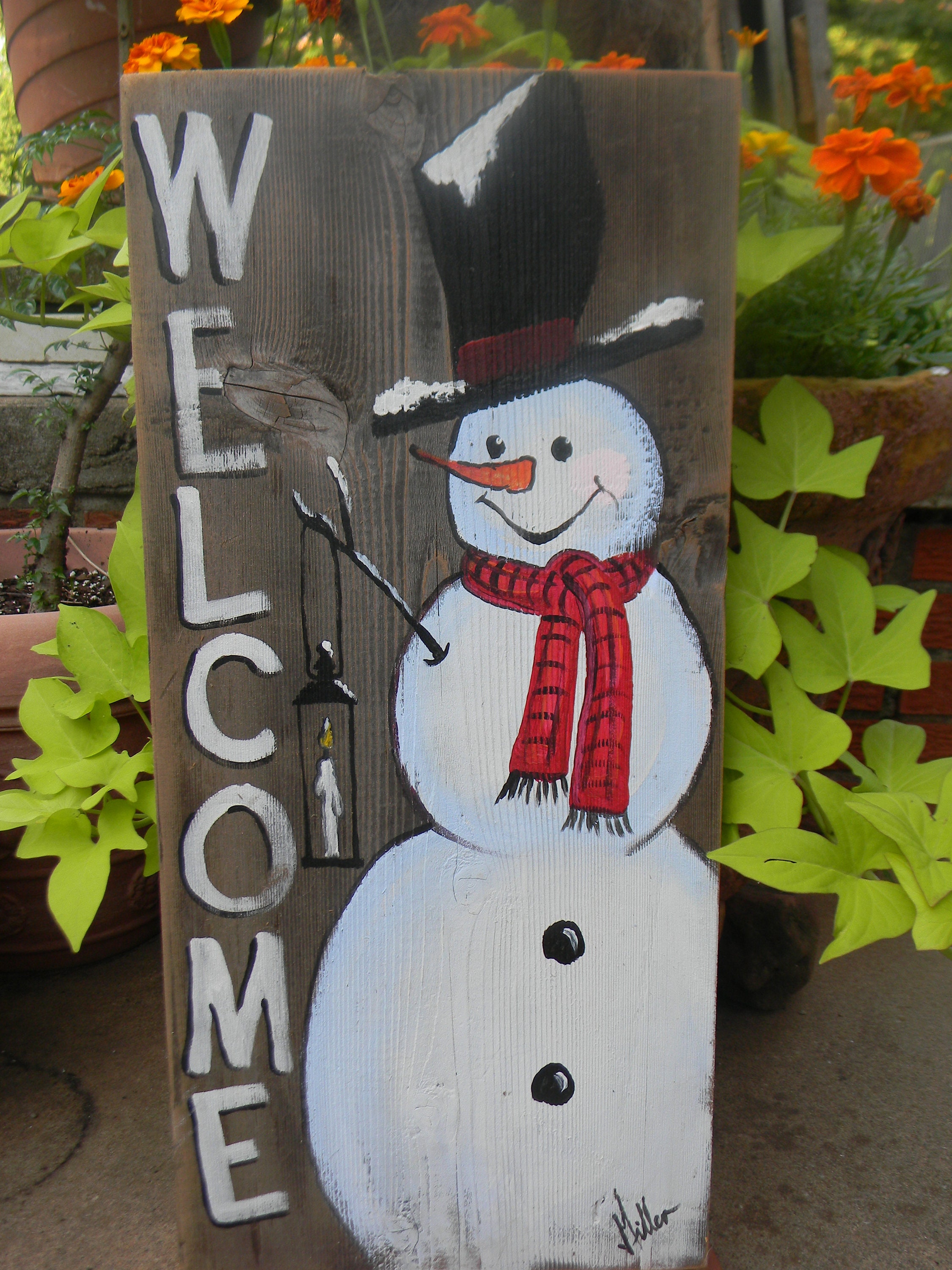 Hand Painted Snowman Welcome Sign: Rustic Christmas Porch Decor