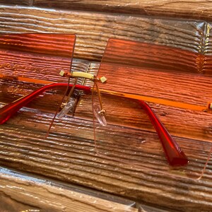 Rimless Square Sunglasses - Red to Clear
