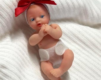Mini bambola personalizzata / Scegli il colore degli occhi, opzione snodabile (OOAK)