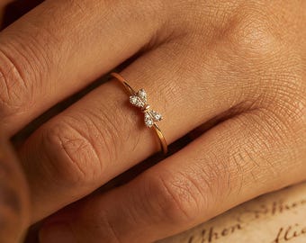 Gold Bogen Ring, zierliche Bandring, Minimalist Schmuck für sie, zarte Vintage Stil Ring, kleine Diamant Bogen Ring, kleine Versprechen Ring