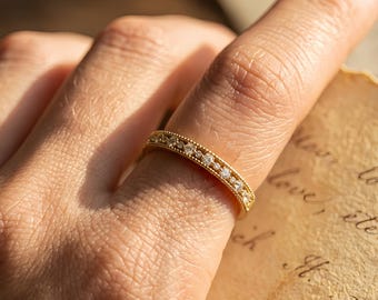 Fede nuziale in oro e diamanti / Anello eternity vintage con lavorazione milgrain / Anello impilabile in oro 14 carati / Regalo di anniversario in stile antico / Anello in oro delicato
