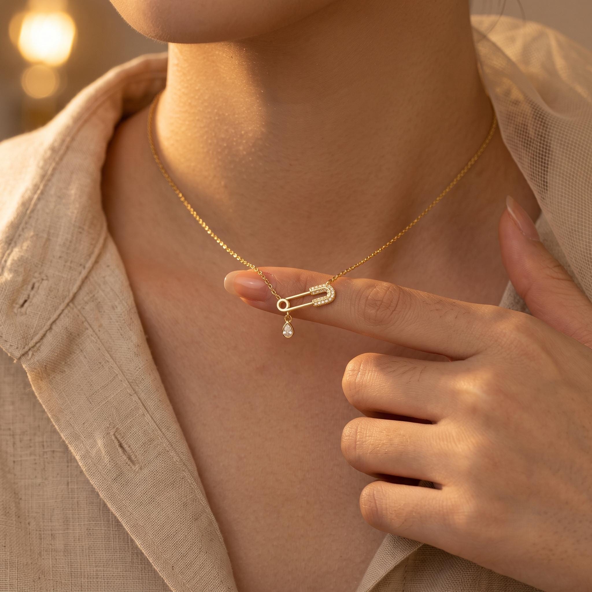 Safety pin necklace - Etsy 日本