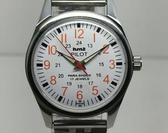 Vintage HMT Pilot Mechanical Watch White Dial, 17 Jewels, stainless steel bracelet