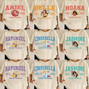 Camiseta de princesas de Disneyland, sudadera de Ariel, Bella y Blancanieves, camiseta para viaje de chicas, camiseta de vacaciones en Disneyland, camiseta a juego de princesas imagen 1