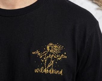 Embroidery| Wilderkind T-Shirt | Boho Nature Line Art Top | Botanical Woman Tee|Bee lovers