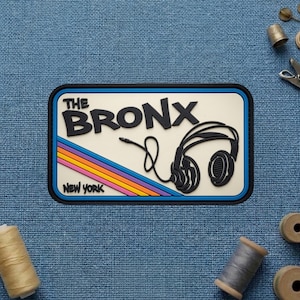 Retro The Bronx New York PVC Patch, Hip Hop Headphone 3D Rubber Morale Patch, Vintage NYC Souvenir Tactical Hook Loop Badge for Backpacks