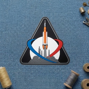 Space Rocket Launch PVC Morale Patch, Artemis Exploration Tactical Hook & Loop Rubber Patch for Backpacks, Astronaut Applique