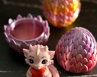 Bebé dragón con huevo – Cría de dragón eclosionando de un huevo, decoración de escritorio fantástica, regalo único, artículo de colección para amantes de los dragones.