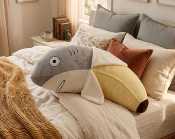 Peluche requin banane, oreiller animal amusant, coussin rembourré doux, décoration de chambre d'enfants