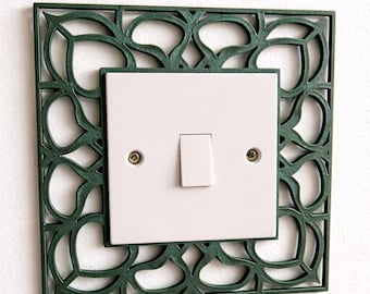 Art-Deco-Lichtschalter-Einfassung, komplizierte Wanddekorplatte, UK-Einzelschalter