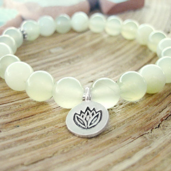 New Jade Bracelet - Serpentine Lotus Bracelet with Silver Charm, Healing Yoga Mala with Light Green Beads for chakra clearing and kundalini