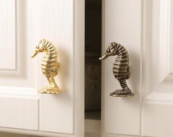 Tirador de armario con forma de caballito de mar, tirador de cajón con forma de animal marino, herrajes náuticos para muebles, tirador decorativo para armarios de cocina y cómodas de estilo costero.
