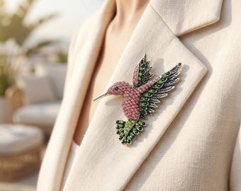 Broche de colibrí colorido con diamantes de imitación, broche de pájaro de cristal hecho a mano, broche de solapa con aspecto de esmalte arcoíris para blazer, bufanda, sombrero, bolso, regalo para ella.