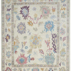 Ivory Oushak Turkish Knotted Rug design Vibrant Color Rug Floral Pattern Indian Artistic Made rug