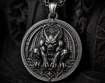 Collar con moneda de gárgola guardiana de plata esterlina, dije de gárgola gótica / colgante de catedral medieval / joyería de fantasía oscura / gótico para hombres