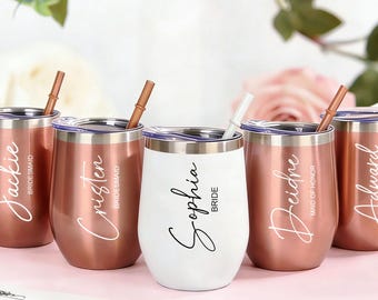 Vaso de vino personalizado, regalo para damas de honor, taza de acero inoxidable personalizada para bodas, taza de viaje isotérmica con tapa para despedidas de soltera.