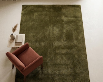 Solid Olive Green Wool Rug, Hand Tufted Forest Floor 8x10 Bedroom Area Rug